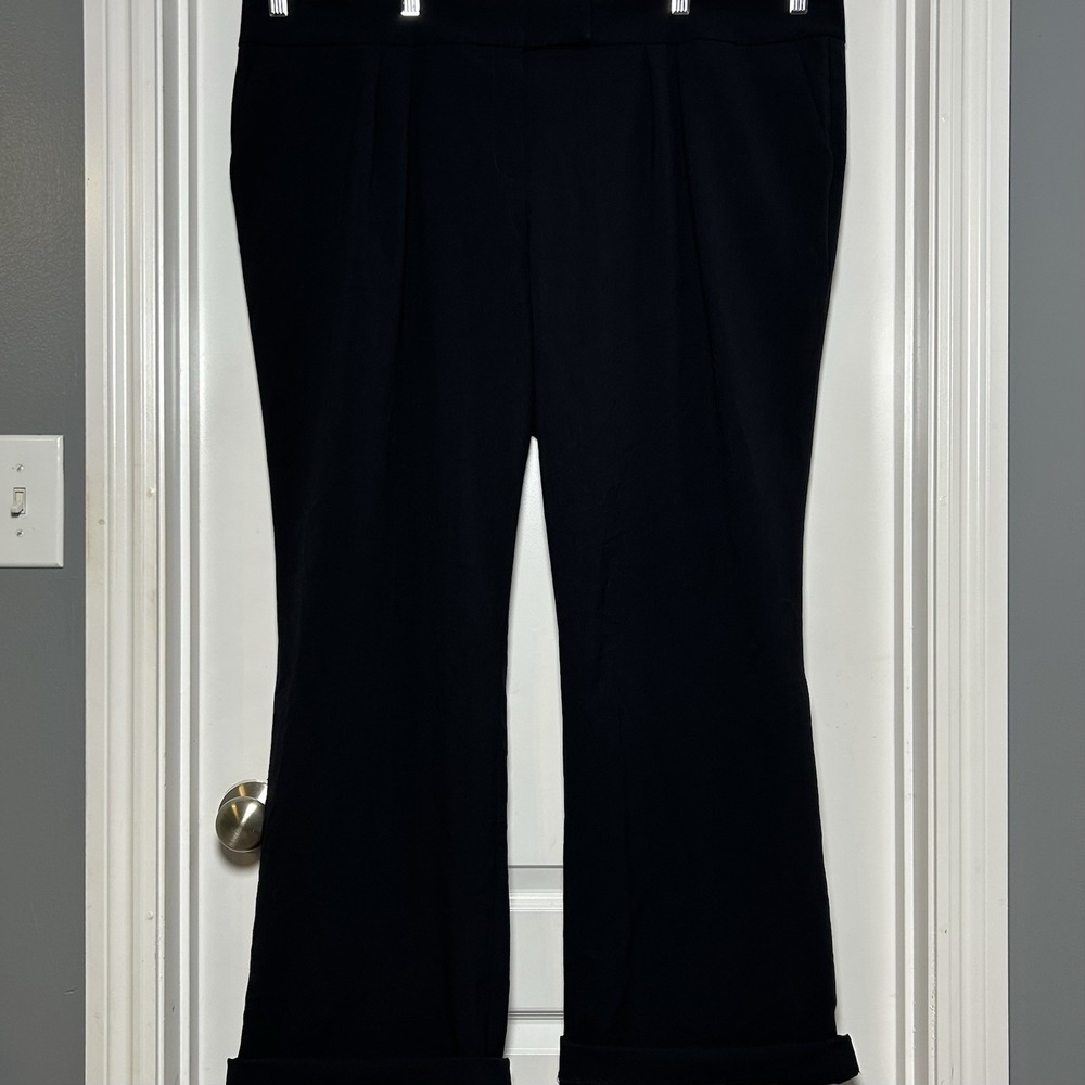 Tahari Arthur S. Levine Black Cuffed Hem Pleated Bootcut Dress Pants Trousers
